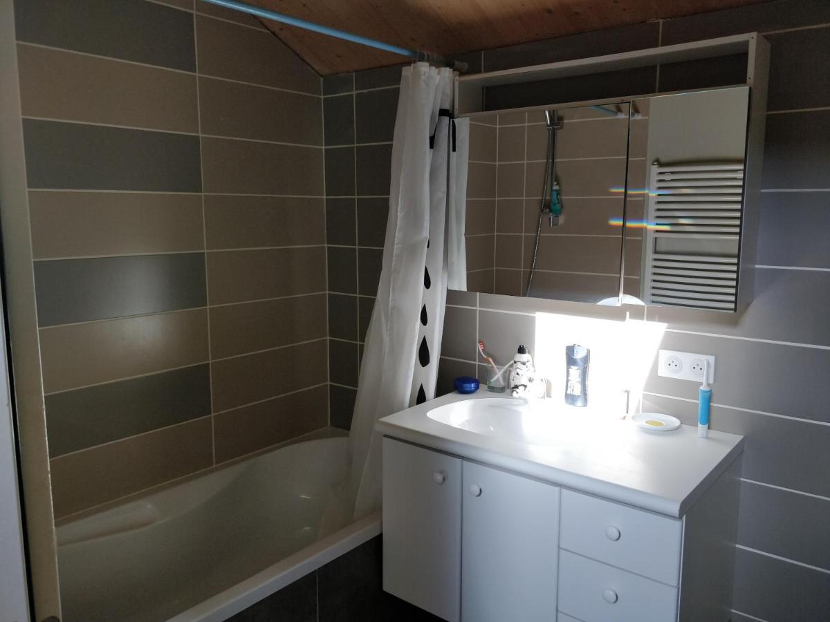 Chambre Chaleureuse Chez L'Habitant Peronnas Zewnętrze zdjęcie
